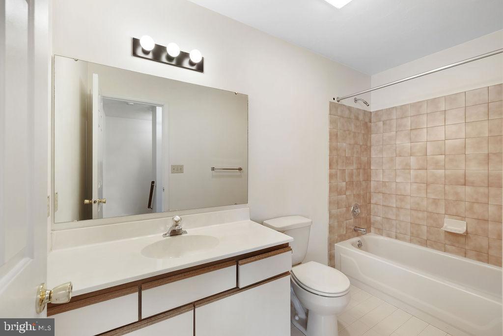 74 Sycamore Lane Hanover, PA 17331 - Photo 20 of 41 Gallery Image 20