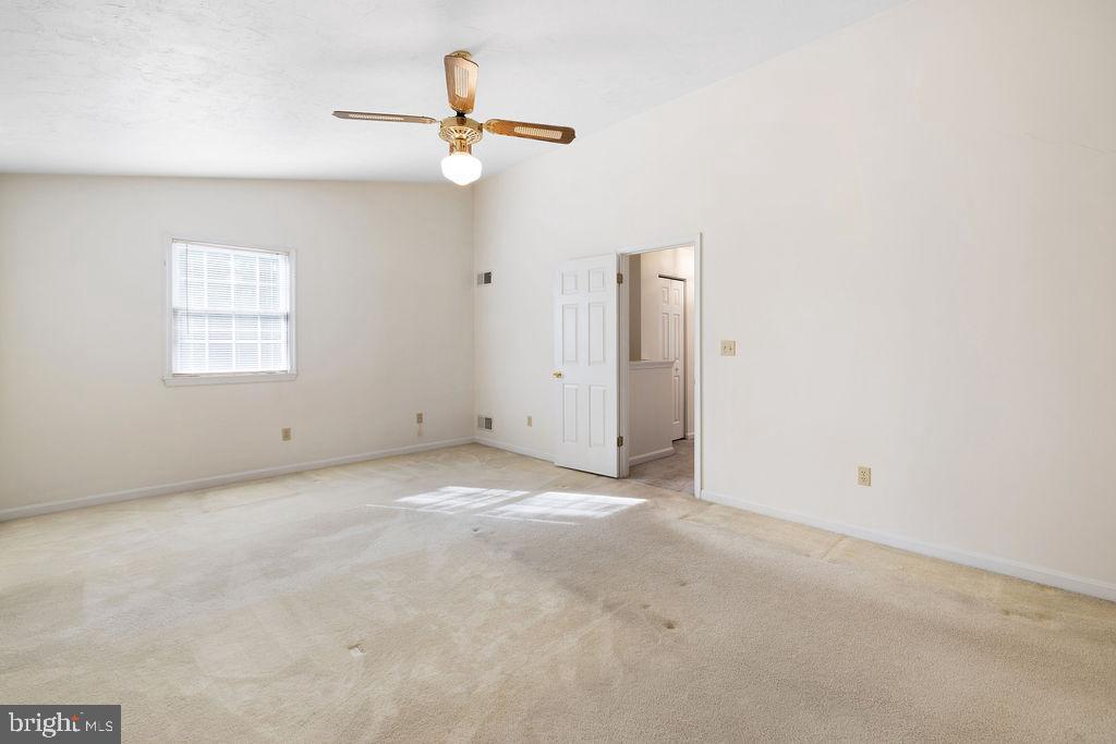 74 Sycamore Lane Hanover, PA 17331 - Photo 28 of 41 Gallery Image 28