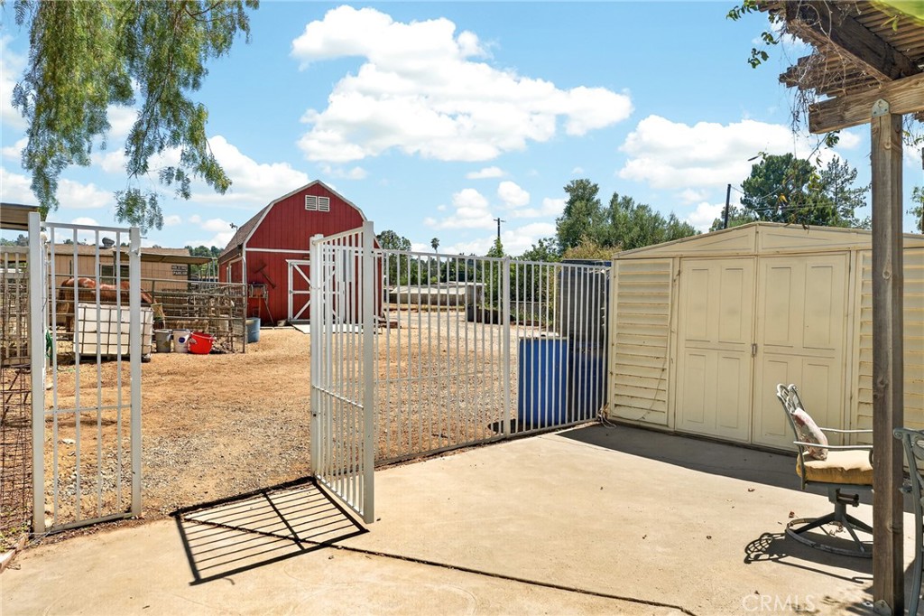 15091 Golden Star Avenue Riverside, CA 92506 - Photo 47 of 55
