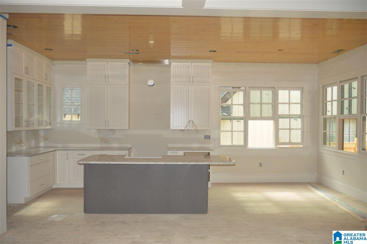 237 Hawthorn Street Birmingham, AL 35242 - Photo 4 of 10
