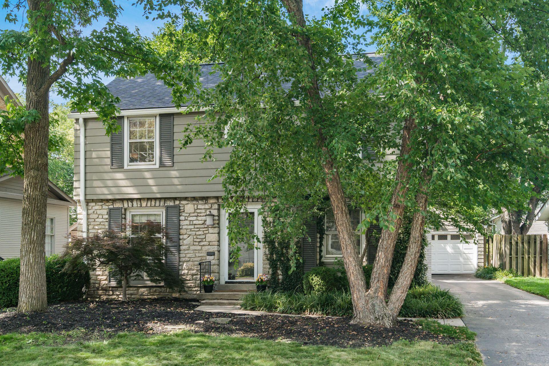 322 Acton Road Columbus, OH 43214 - Photo 2 of 58 Front-2