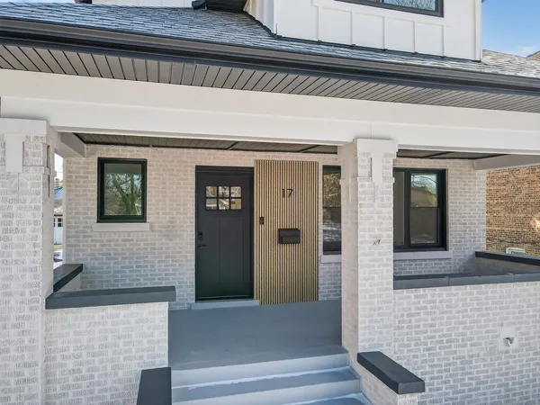 $1,050,000 | 17 Franklin Avenue, River Forest, IL 60305