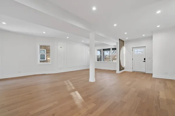 $1,050,000 | 17 Franklin Avenue, River Forest, IL 60305