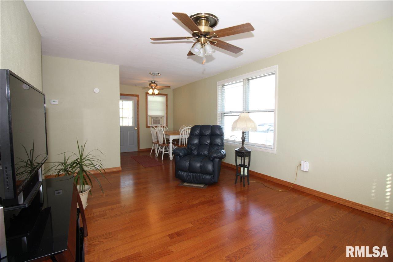 303 Grant Road Marquette Heights, IL 61554 - Photo 5 of 23 Gallery Image 5