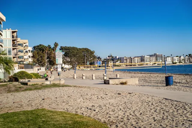 $3,220,000 | 1177 Pacific Beach Drive, Unit A, San Diego, CA 92109