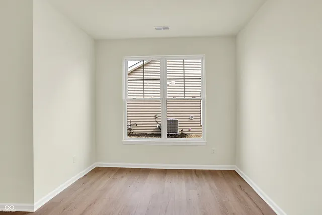 $278,100 | 1603 Clover Xing Drive, Greenfield, IN 46140