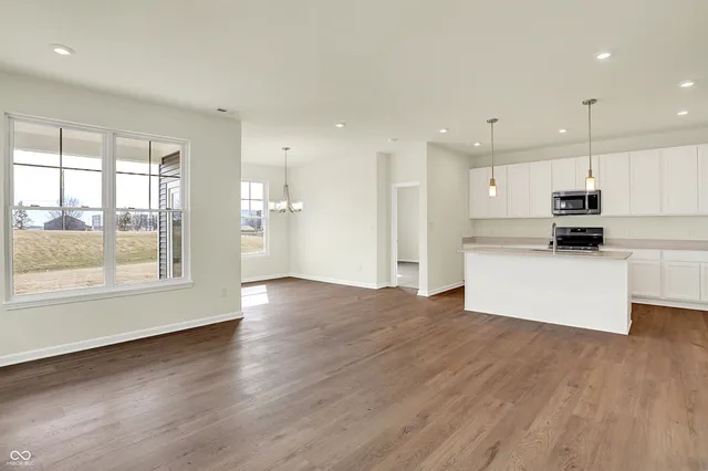 $278,100 | 1603 Clover Xing Drive, Greenfield, IN 46140