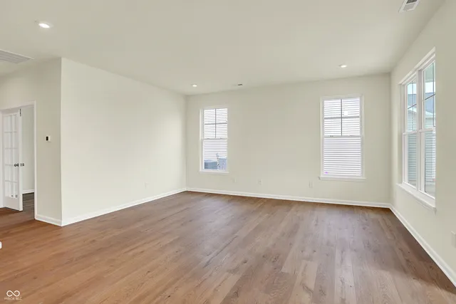 $278,100 | 1603 Clover Xing Drive, Greenfield, IN 46140