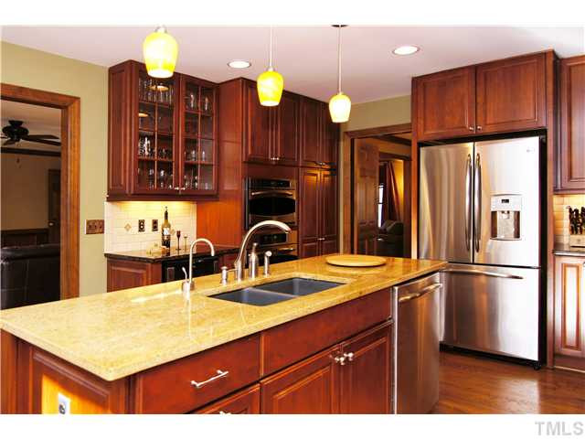8016 Wavendon Court Raleigh, NC 27615 - Photo 4 of 19 Kitchen