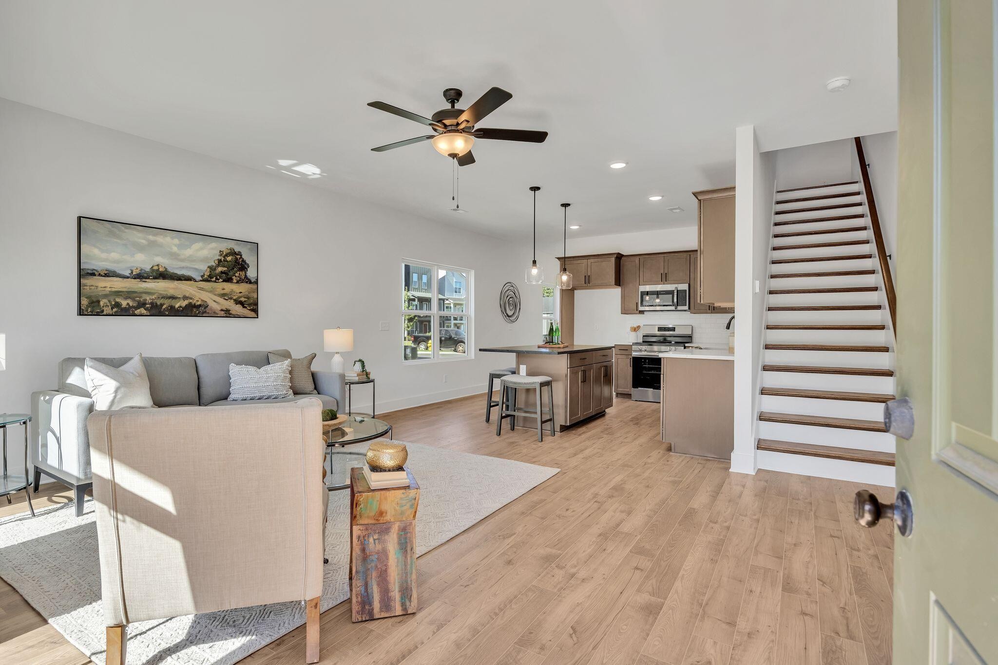 1809 Cotton Way Chattanooga, TN 37404 - Photo 4 of 27 a living room with furniture and kitchen view