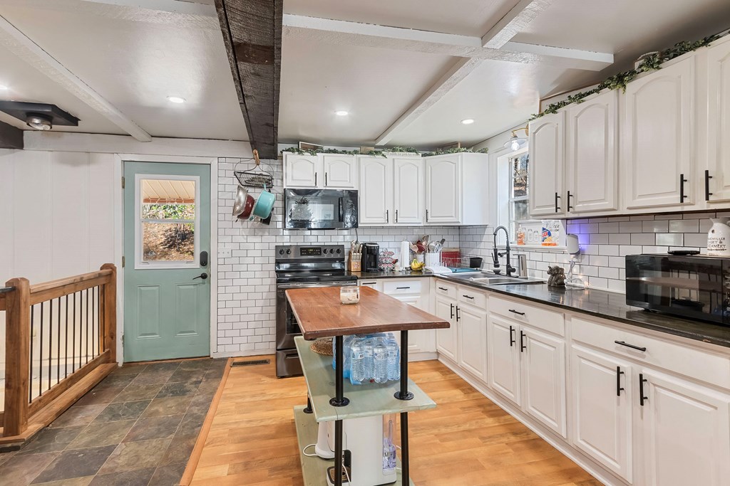 261 Shuler Mountain Road Murphy, NC 28906 - Photo 11 of 49