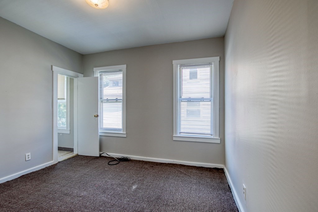 50 Dawes Street Springfield, MA 01109 - Photo 14 of 20 Gallery Image 14