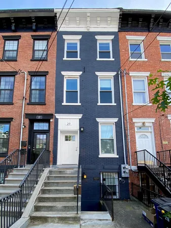 $4,000 | 29 Belmont Avenue, Unit 2, Jersey City, NJ 07304
