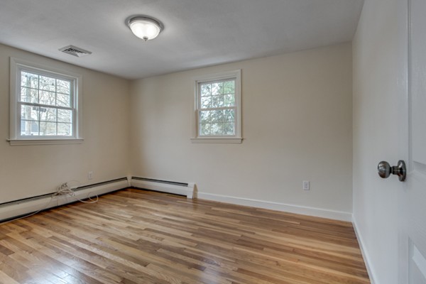 18 Robin Road Reading, MA 01867 - Photo 21 of 30 Gallery Image 21