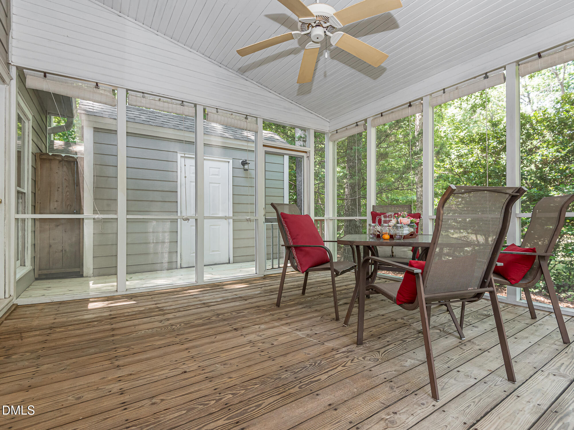 722 Weathergreen Drive Raleigh, NC 27615 - Photo 5 of 42 InTrust_Realty_Caroline_722_Weathergreen