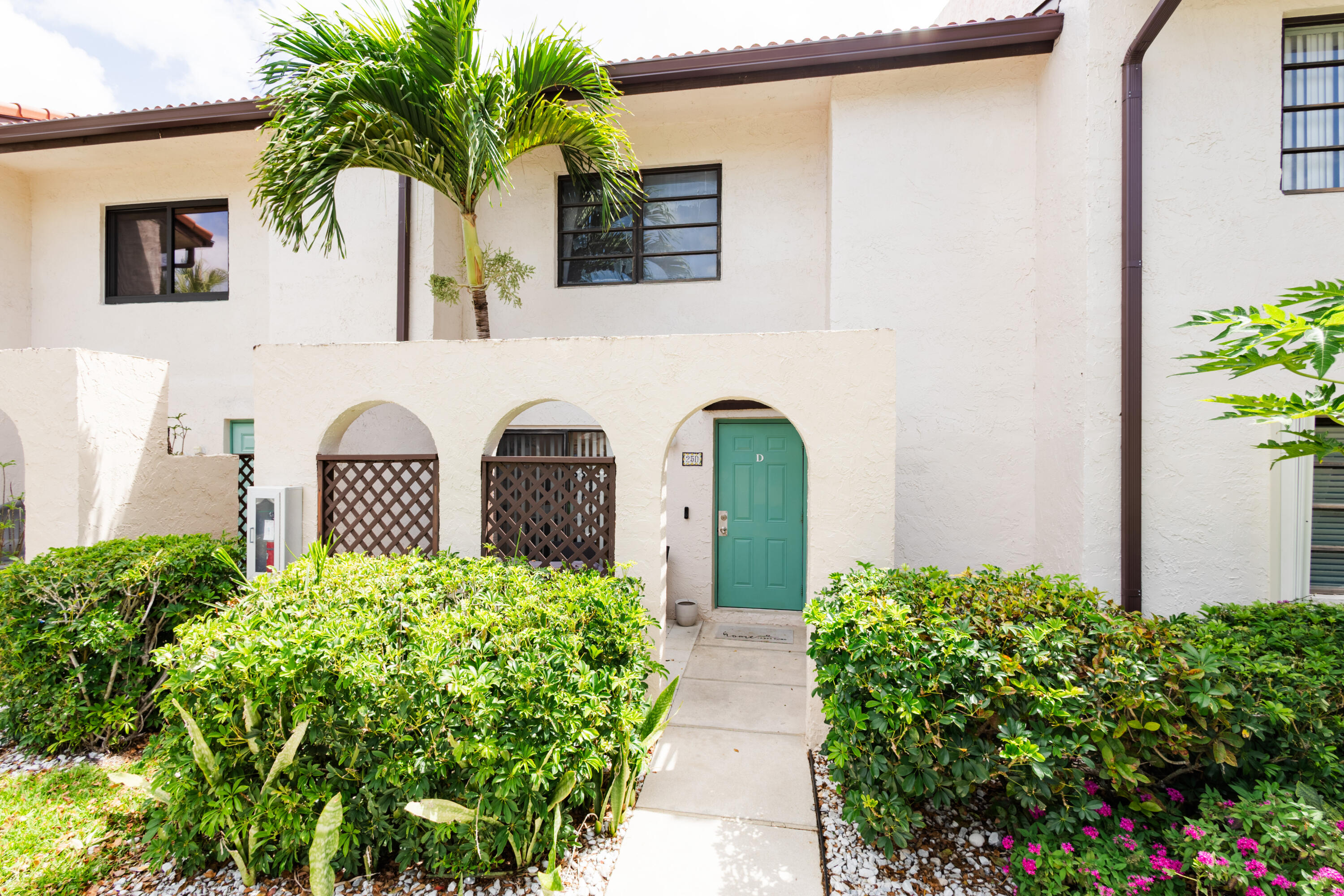 21820 Cypress Circle 25D-23