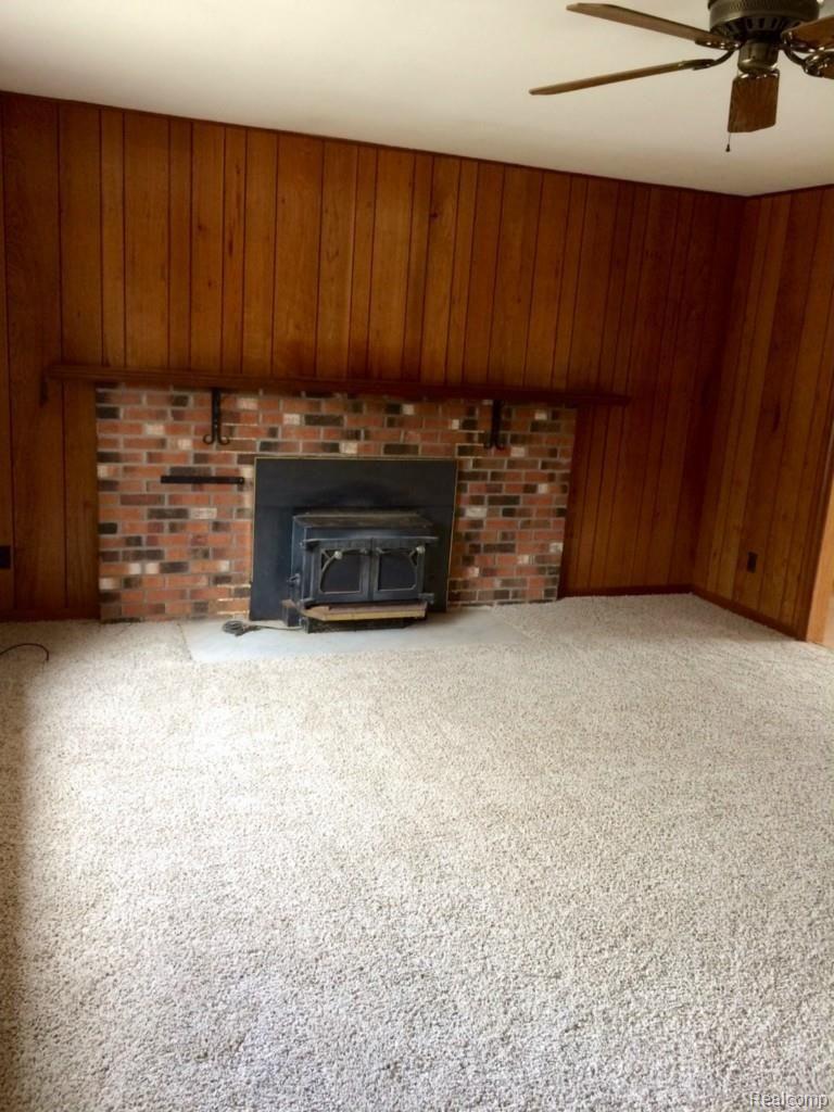 4081 West Schafer Road Pinckney, MI 48169 - Photo 6 of 36 Brand new carpet with new carpet smell!