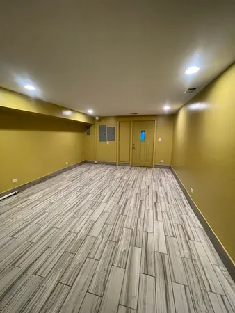 $1,700 | 3341 West Walnut Street, Unit 1, Chicago, IL 60624