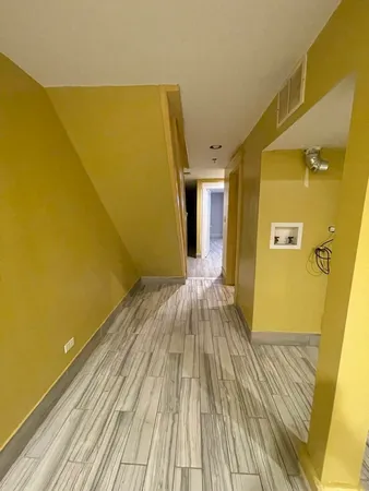 $1,700 | 3341 West Walnut Street, Unit 1, Chicago, IL 60624