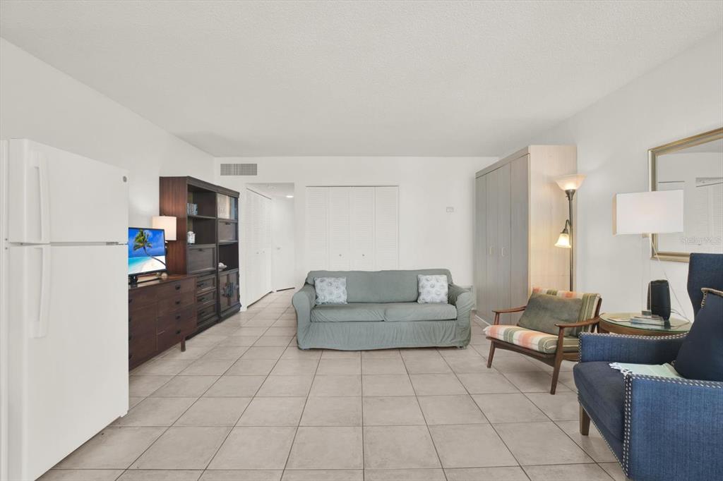 16400 Gulf Boulevard, Unit 310 Redington Beach, FL 33708 - Photo 5 of 23