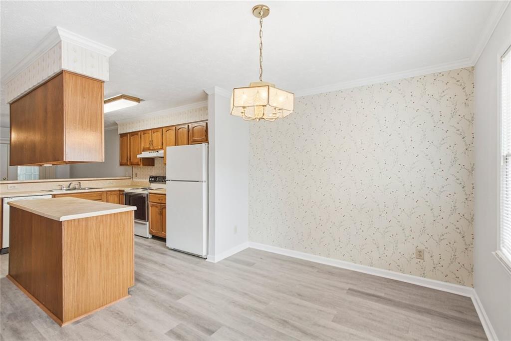 222 Forkner Drive, Unit 26 Decatur, GA 30030 - Photo 8 of 28 Gallery Image 8