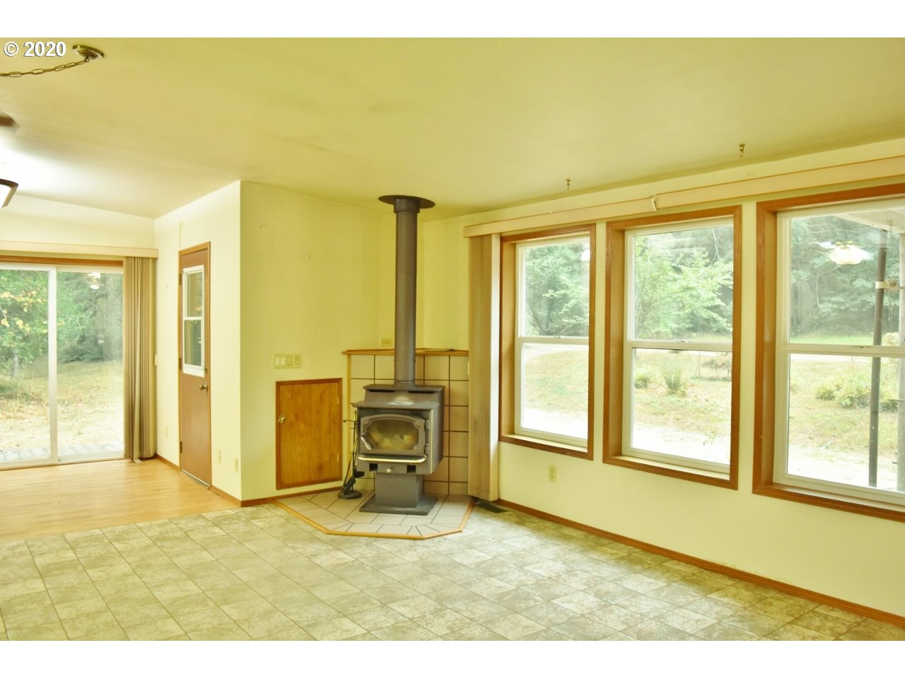 42328 Winberry Creek Road Fall Creek, OR 97438 - Photo 15 of 31