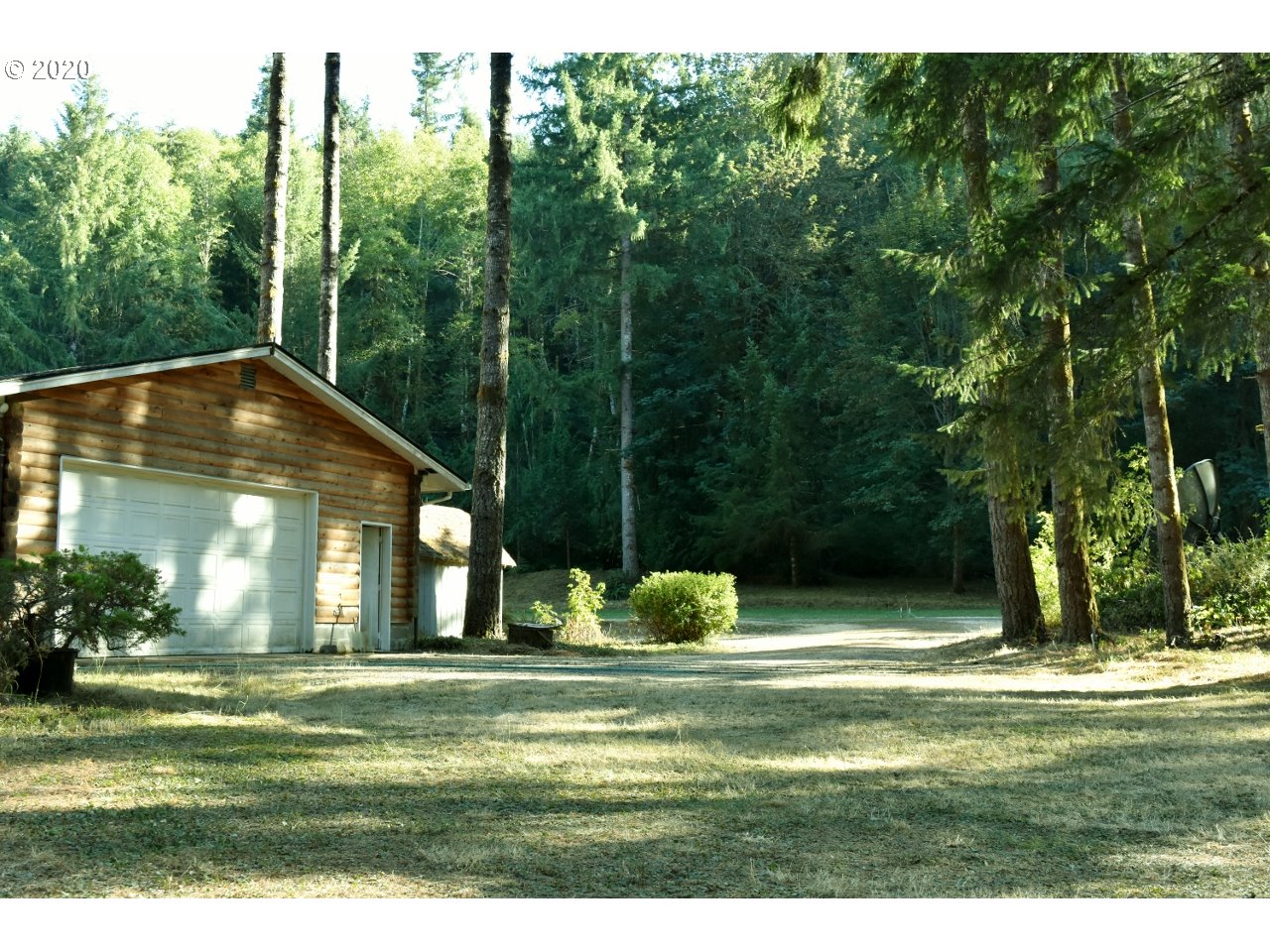 42328 Winberry Creek Road Fall Creek, OR 97438 - Photo 10 of 31