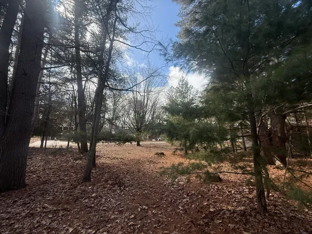 $185,000 | 1112 2nd Street, Pentwater, MI 49449