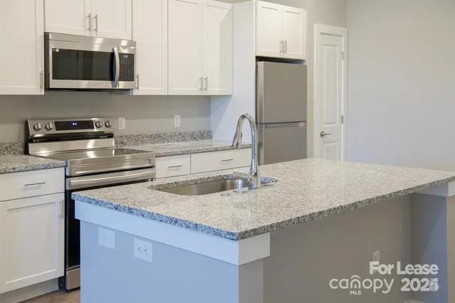 $1,481 | 225 Rhyne Road, Unit A1, Charlotte, NC 28214