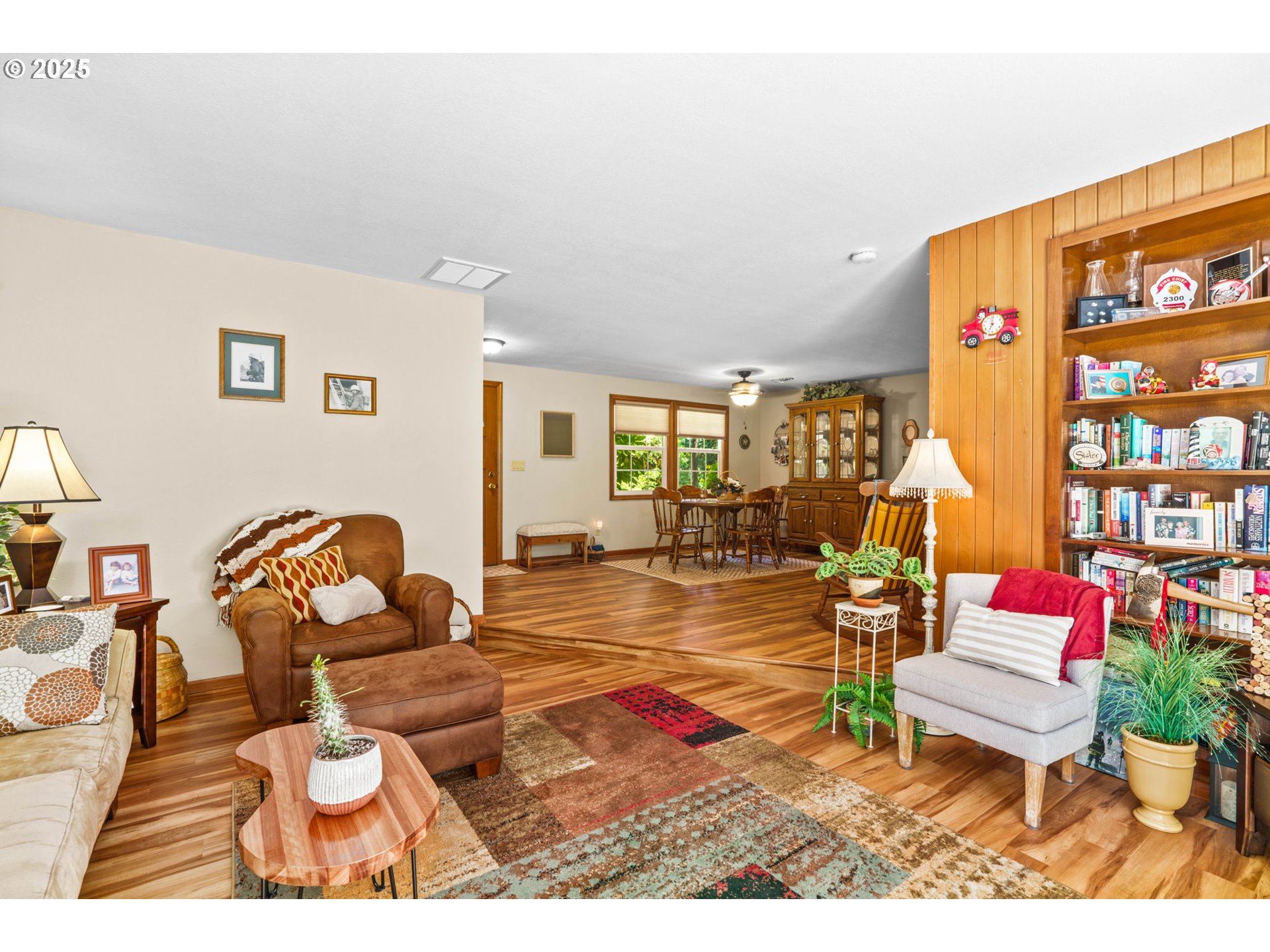 38754 Place Road Fall Creek, OR 97438 - Photo 11 of 48 a living room with furniture