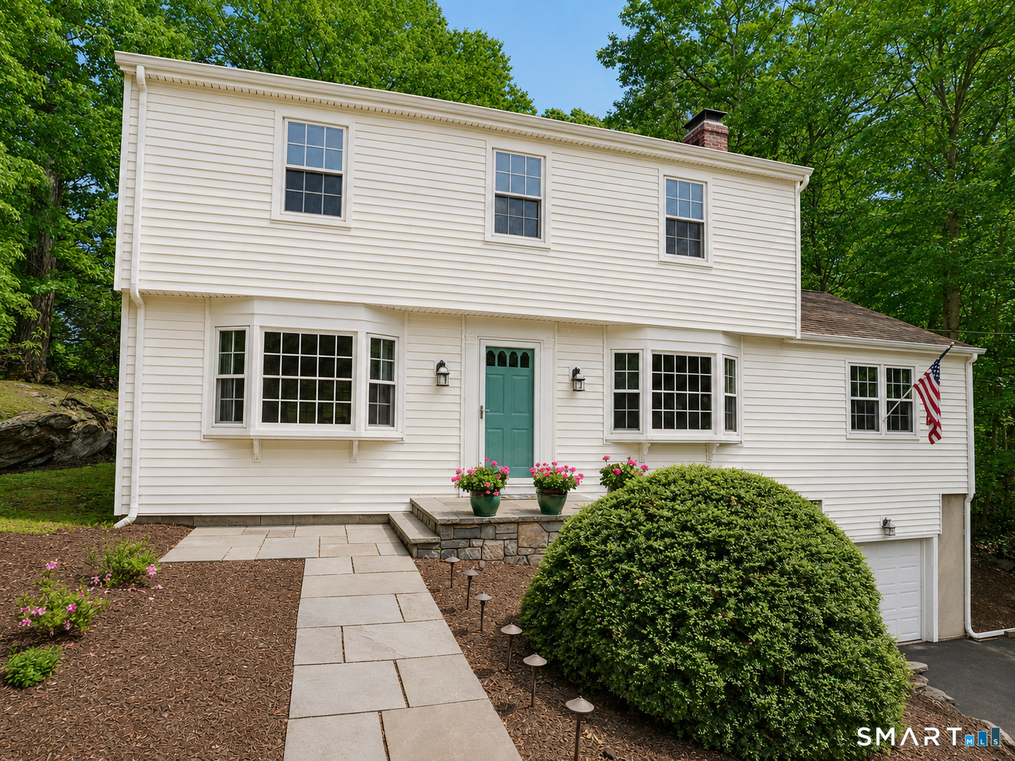 524 Nonopoge Road Fairfield, CT 06825 - Photo 34 of 34