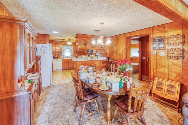 $199,000 | 700 South Washington Street, Pilot Point, TX 76258