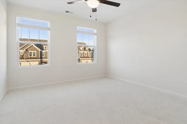 $3,200 | 24507 West Kroll Drive, Plainfield, IL 60585