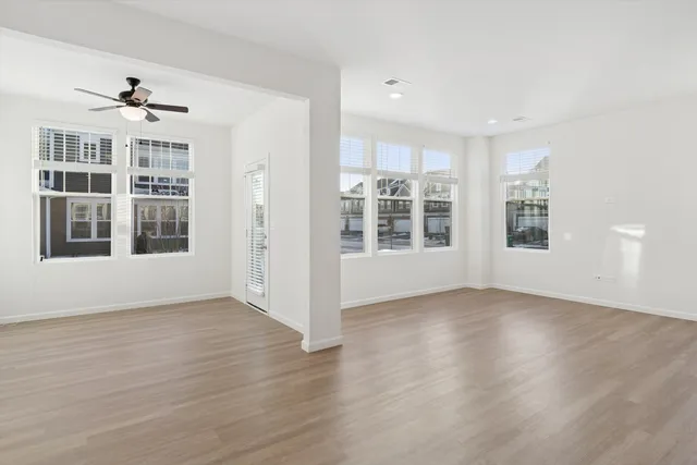 $3,200 | 24507 West Kroll Drive, Plainfield, IL 60585