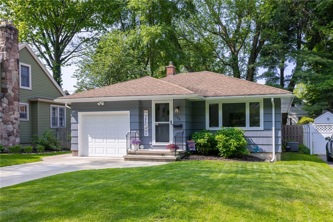 908 Winona Boulevard Irondequoit, NY 14617 - Photo 2 of 29