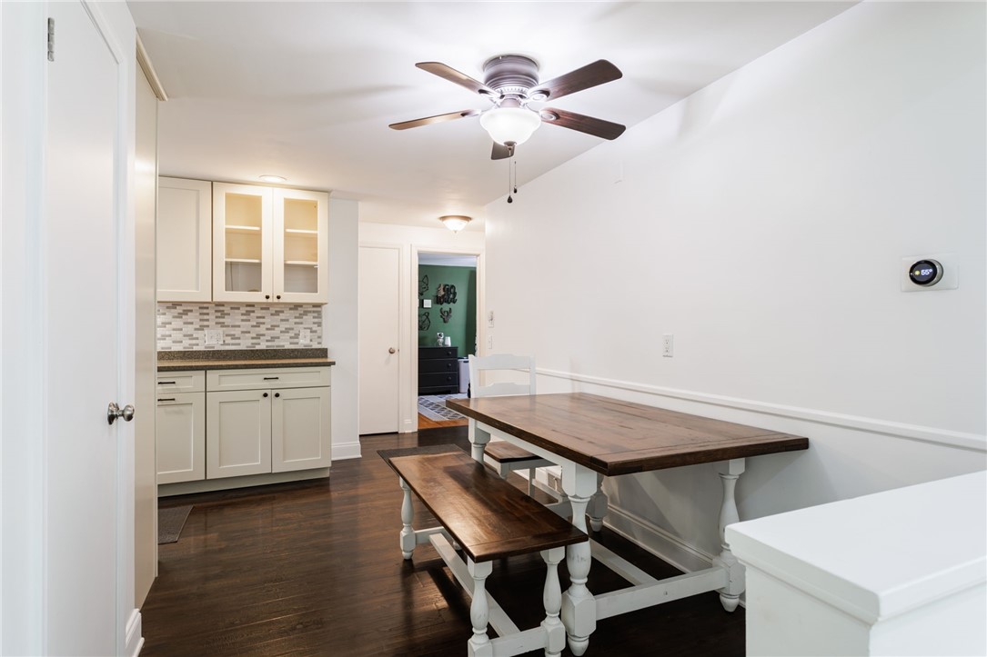 908 Winona Boulevard Irondequoit, NY 14617 - Photo 7 of 29