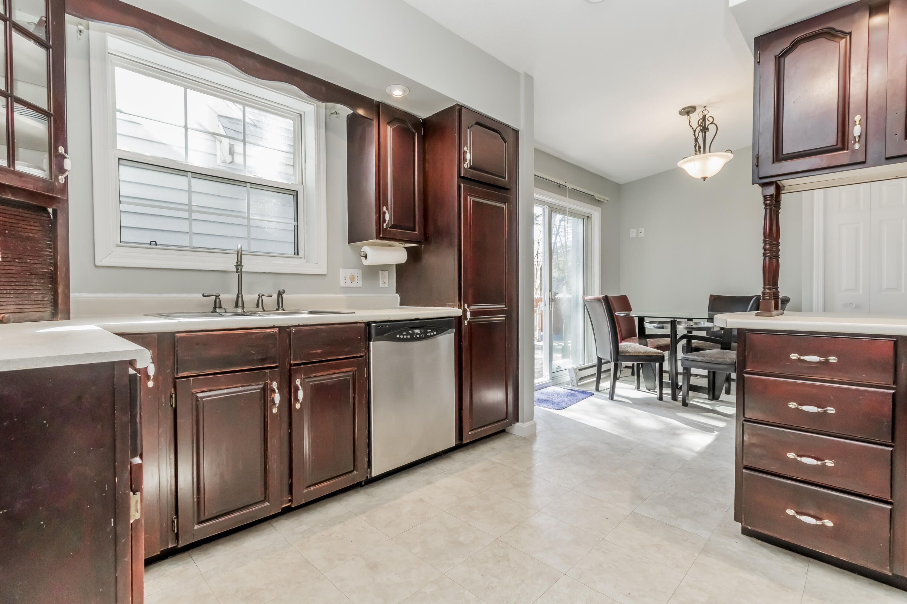 21 Stuart Street Portland, ME 04103 - Photo 11 of 88 20240408WH-71011