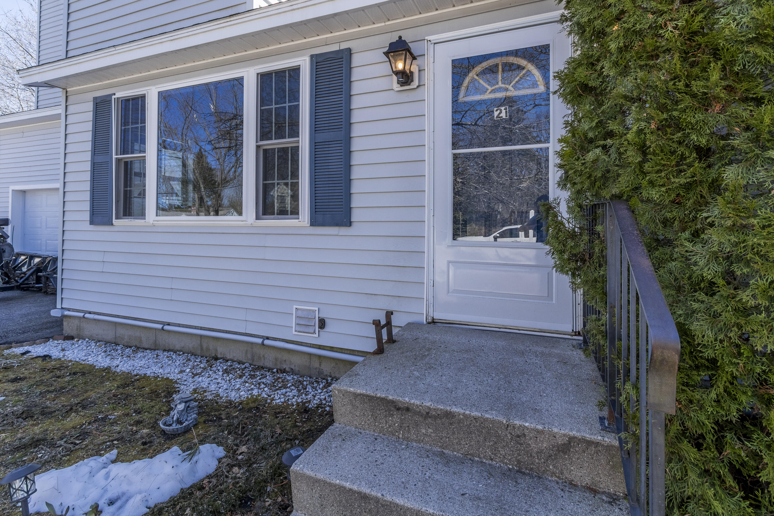 21 Stuart Street Portland, ME 04103 - Photo 5 of 88 20240408WH-71005