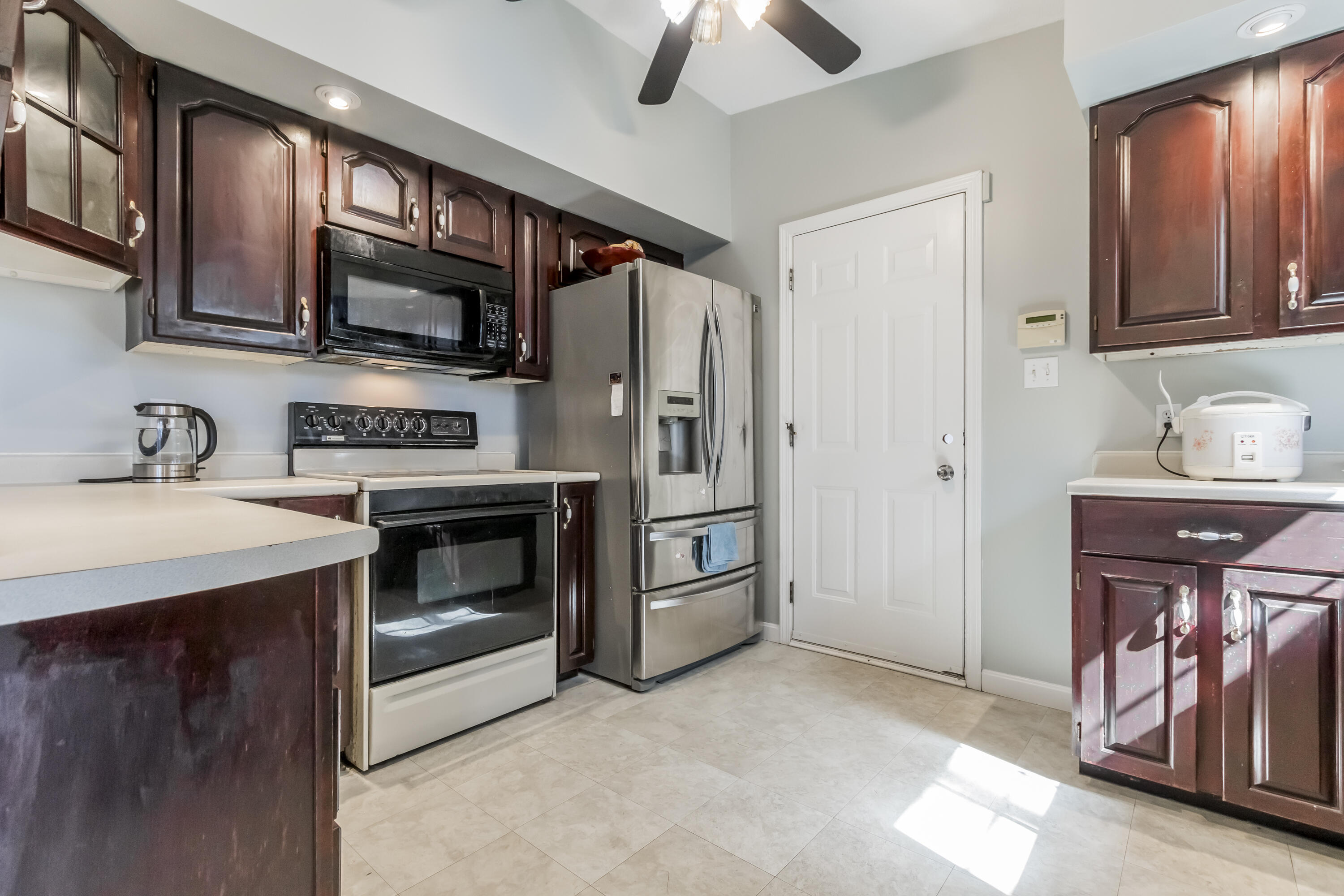 21 Stuart Street Portland, ME 04103 - Photo 8 of 88 20240408WH-71008