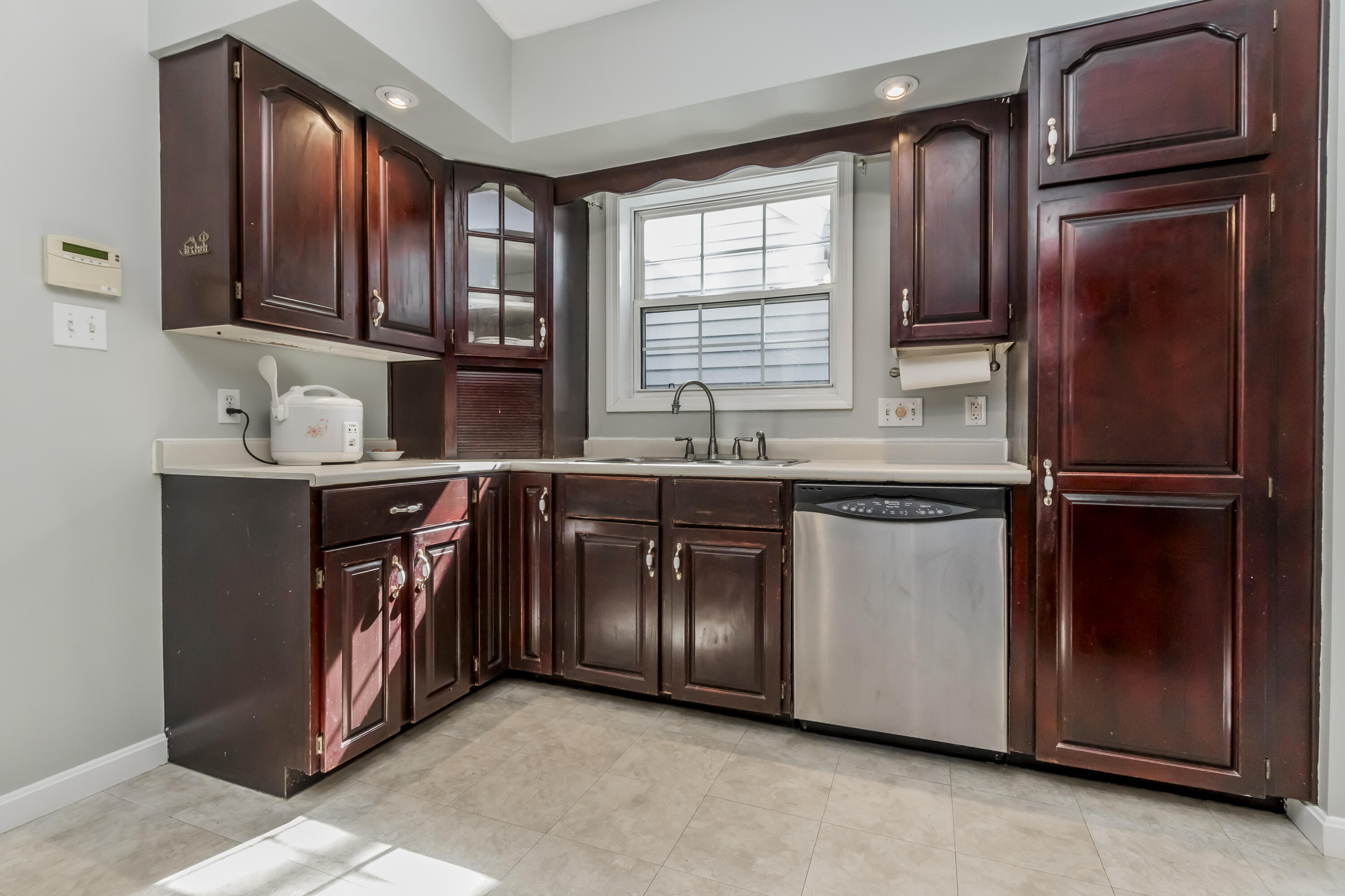 21 Stuart Street Portland, ME 04103 - Photo 10 of 88 20240408WH-71010