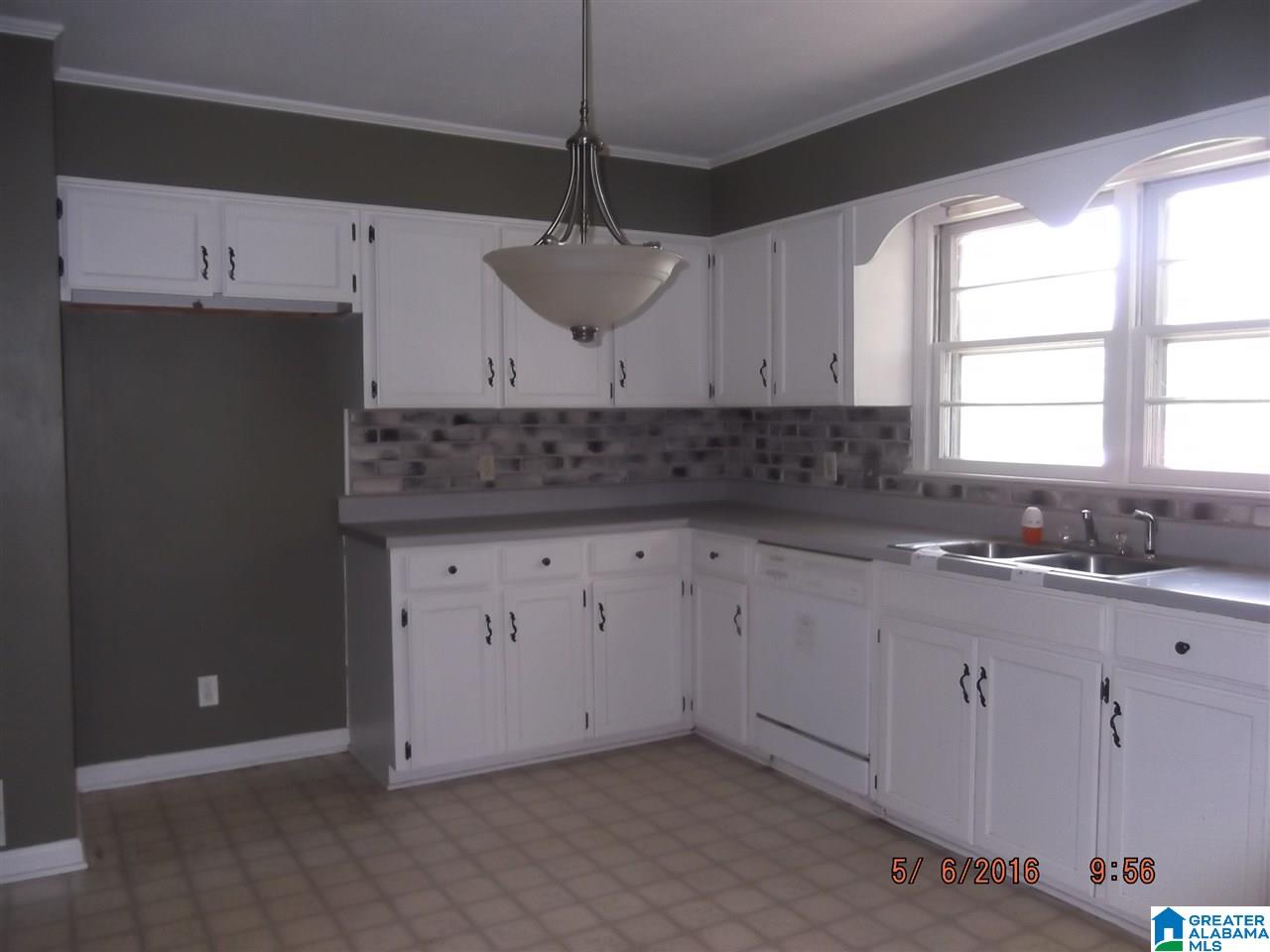 307 Crosson Street Weaver, AL 36277 - Photo 5 of 20