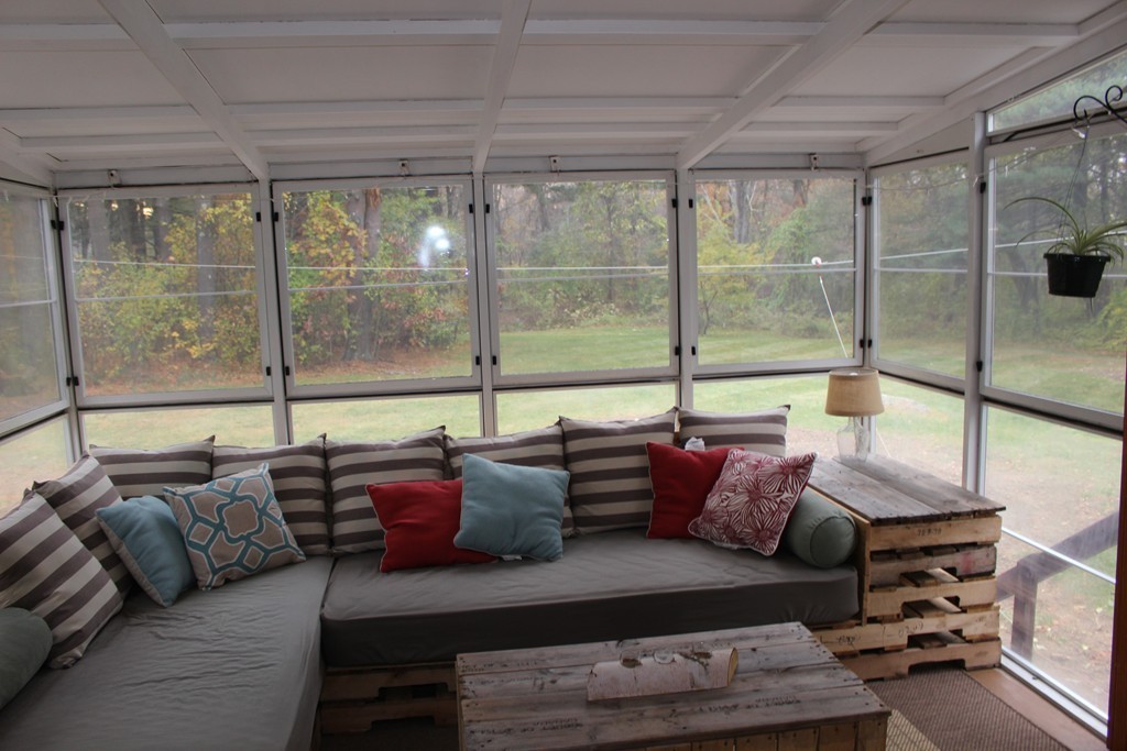 24 Garrison Road Chelmsford, MA 01824 - Photo 11 of 16 a living room with furniture and a large window