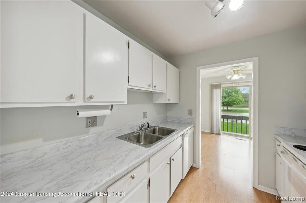 2926 Mt Hope Road Okemos, MI 48823 - Photo 16 of 33