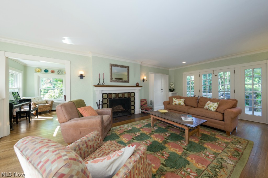 2889 Eaton Road Shaker Heights, OH 44122 - Photo 4 of 25 Gallery Image 4