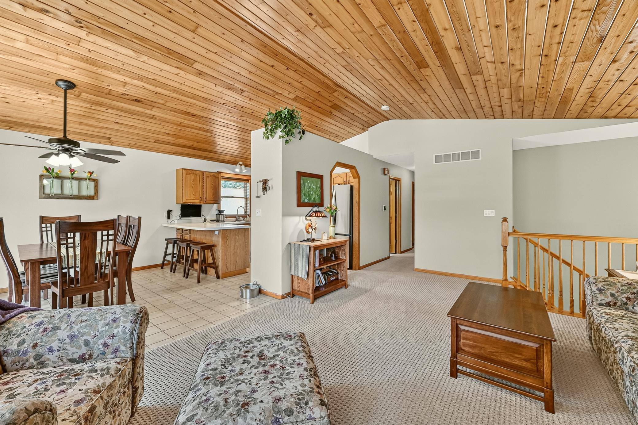 4462 Durham Lane Northwest Rochester, MN 55901 - Photo 8 of 44