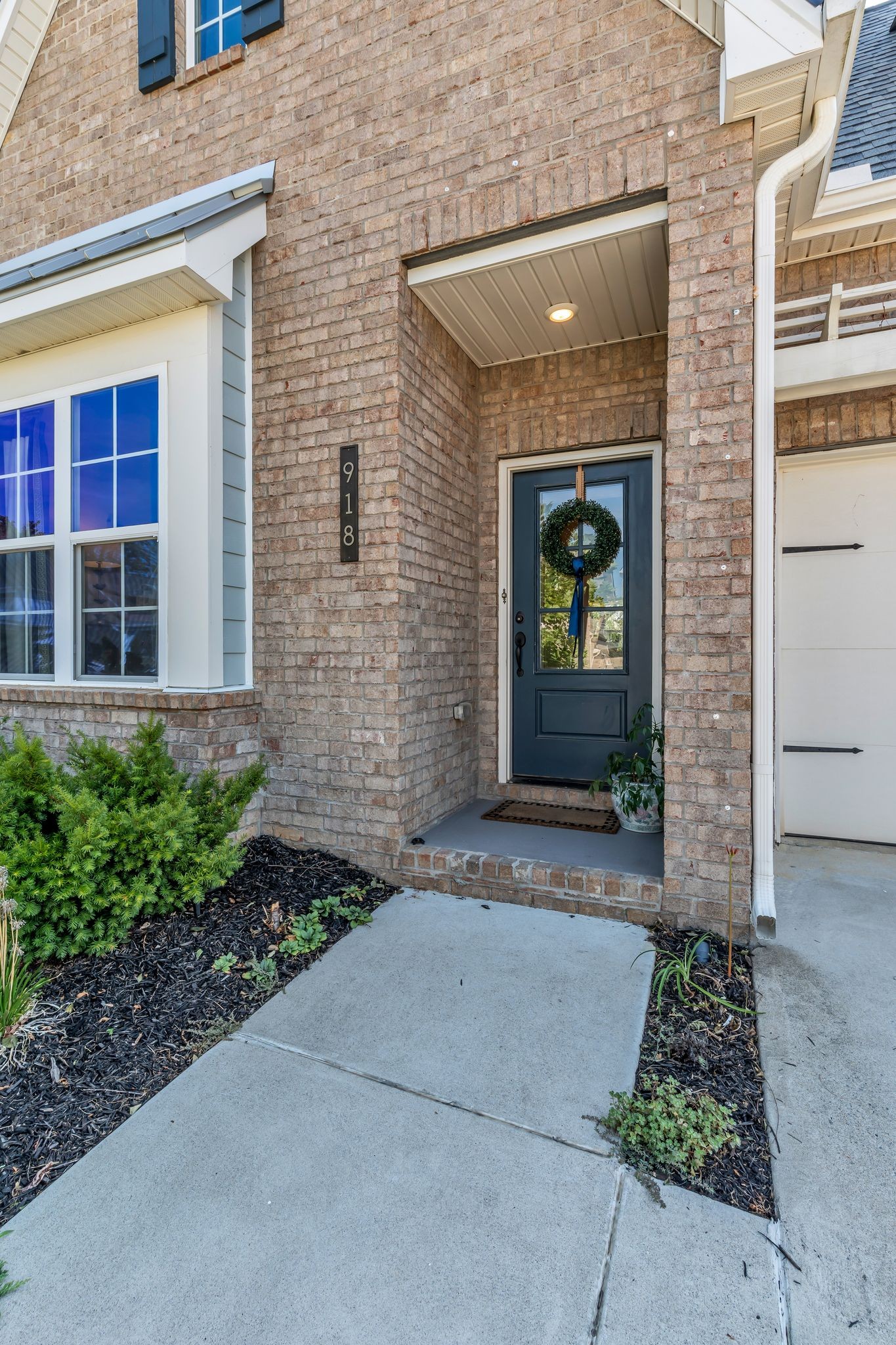 918 Plowson Road Mount Juliet, TN 37122 - Photo 3 of 43 Gallery Image 3