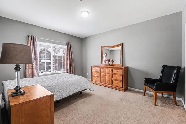 $345,000 | 228 West Oakbrook Drive, Ann Arbor, MI 48103