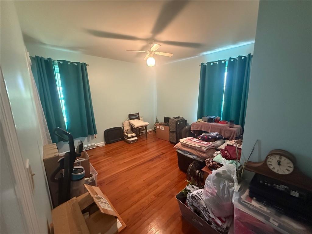 2705 Collard Valley Road Cedartown, GA 30125 - Photo 24 of 49 a room with furniture and a mirror