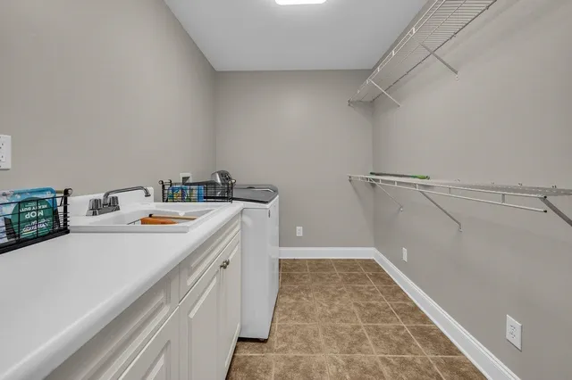 $779,900 | 380 Earles Fort Road, Landrum, SC 29356