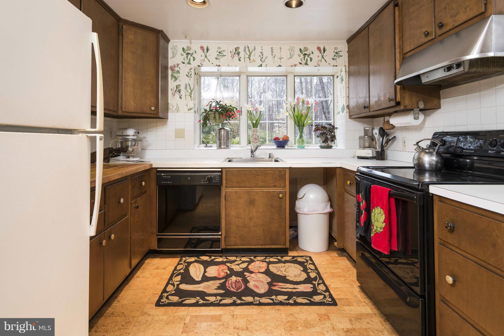2721 Caves Road Owings Mills, MD 21117 - Photo 9 of 22 Kitchen